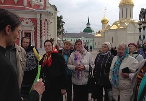 Экскурсия в Свято-Троицкую Сергиеву лавру 17 мая 2016